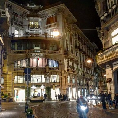 만나요올로 궁전 (팔라초 만나유올로)